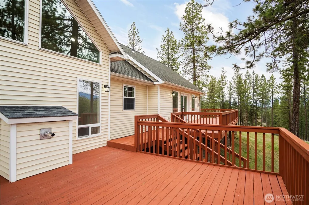 980 D Westover Rd #D Colville, WA 99114