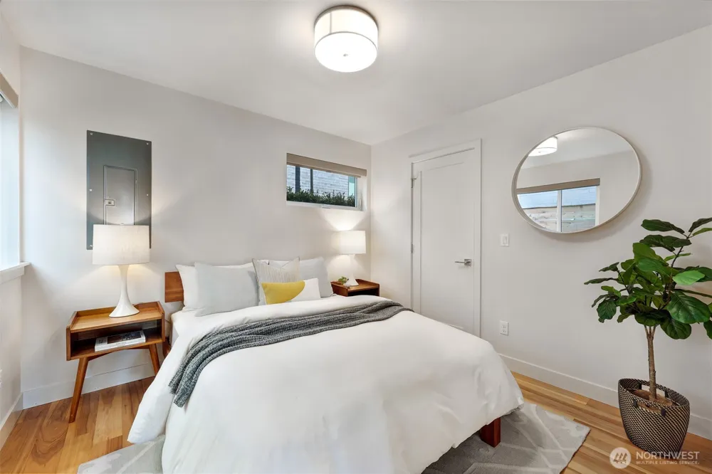 2708 Franklin Avenue E #B Seattle, WA 98102