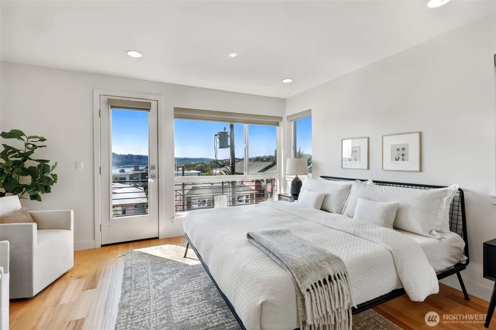 2708 Franklin Avenue E #B Seattle, WA 98102