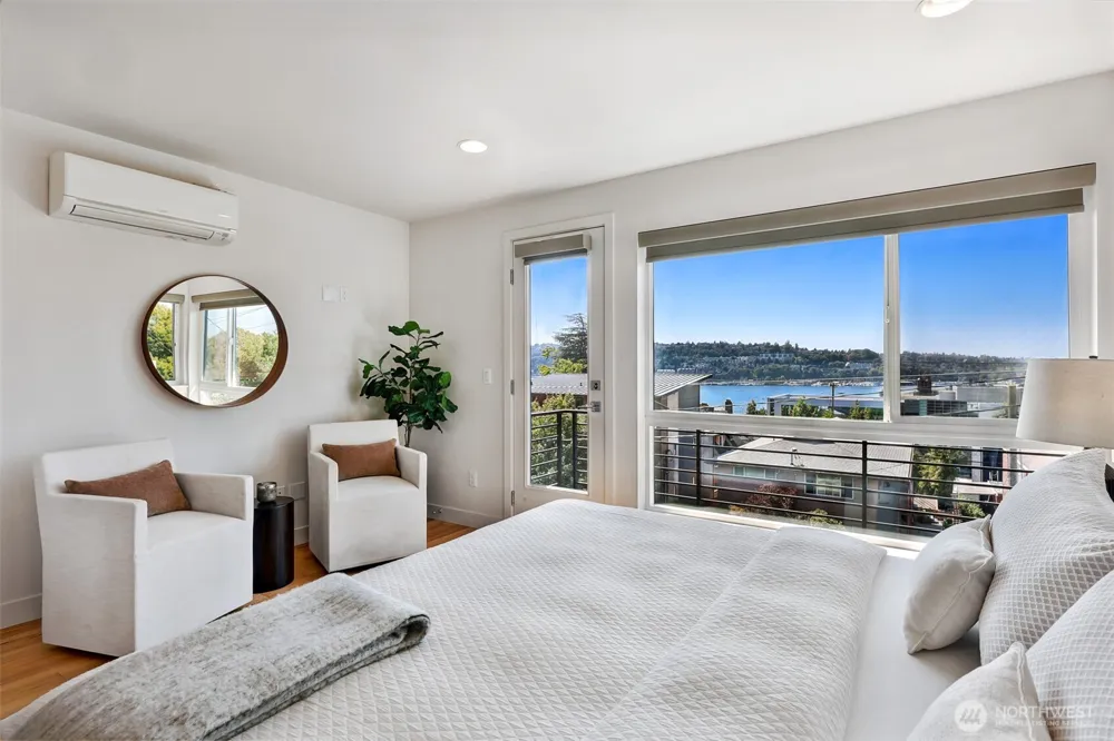 2708 Franklin Avenue E #B Seattle, WA 98102