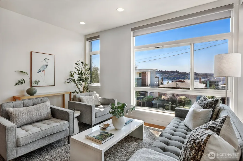 2708 Franklin Avenue E #B Seattle, WA 98102
