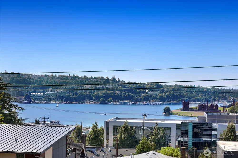 2708 Franklin Avenue E #B Seattle, WA 98102
