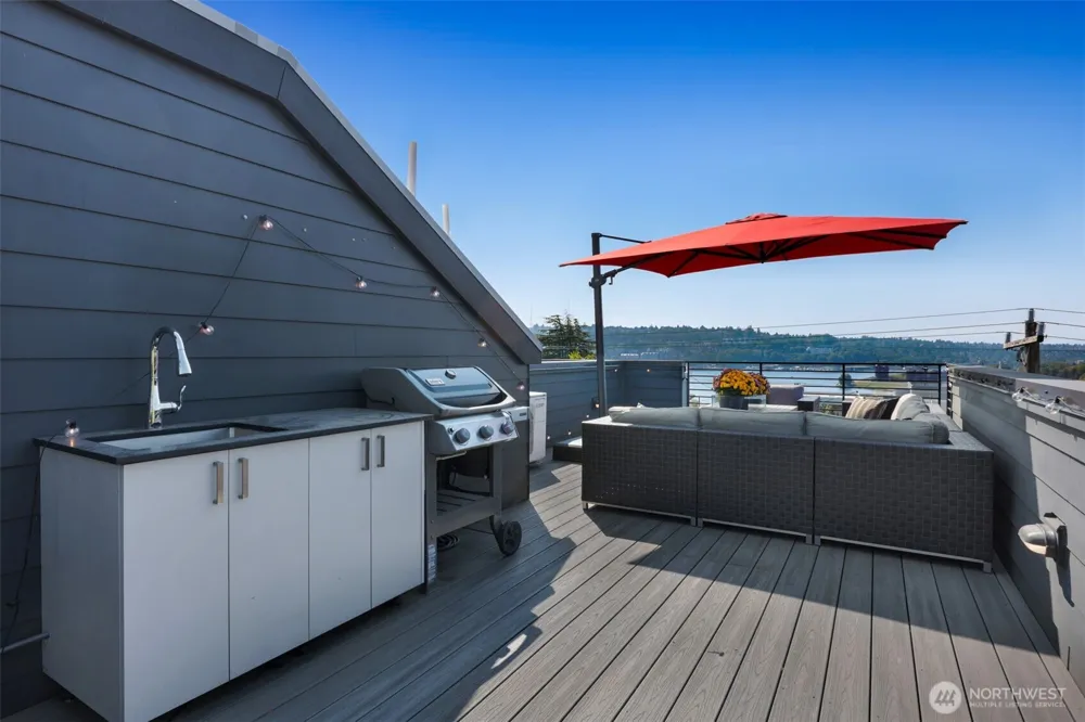 2708 Franklin Avenue E #B Seattle, WA 98102