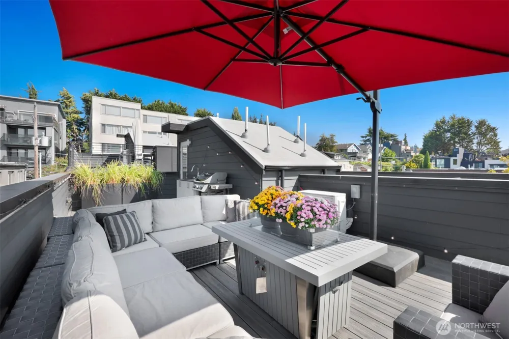 2708 Franklin Avenue E #B Seattle, WA 98102