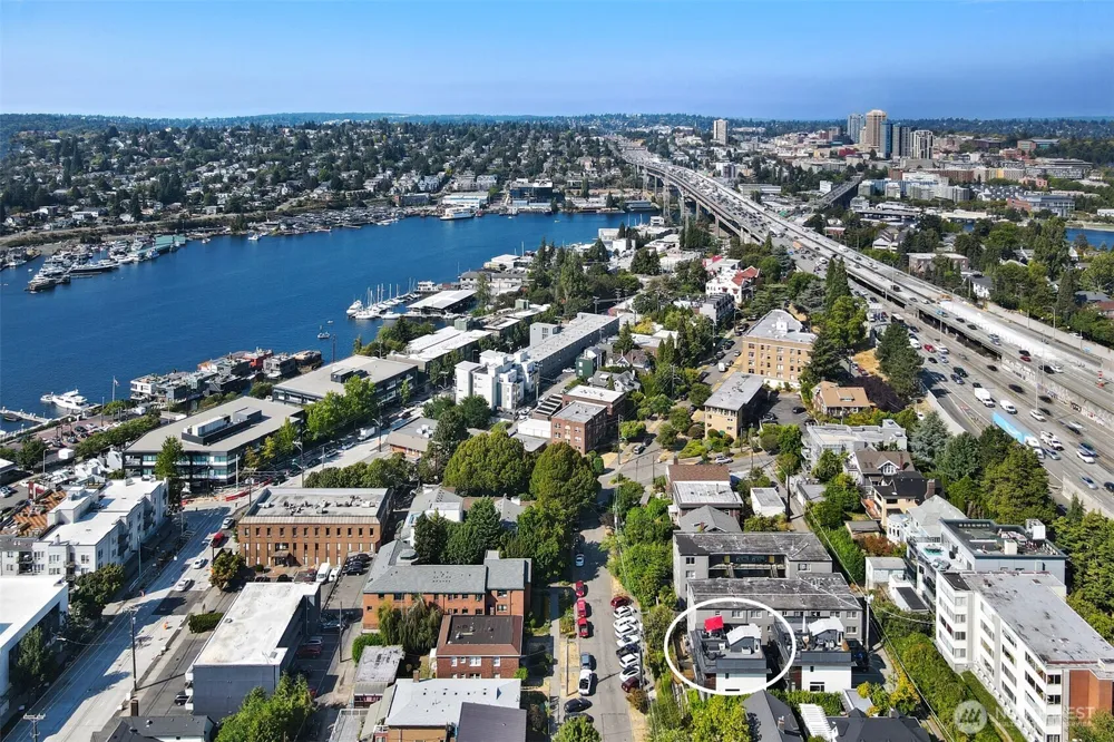 2708 Franklin Avenue E #B Seattle, WA 98102