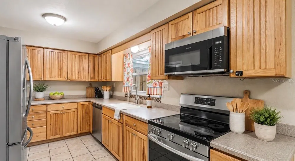 695 22ND ST NW Winter Haven, FL 33880