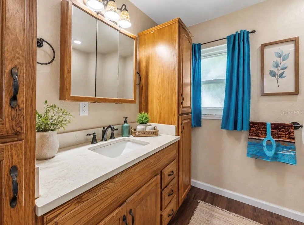 695 22ND ST NW Winter Haven, FL 33880
