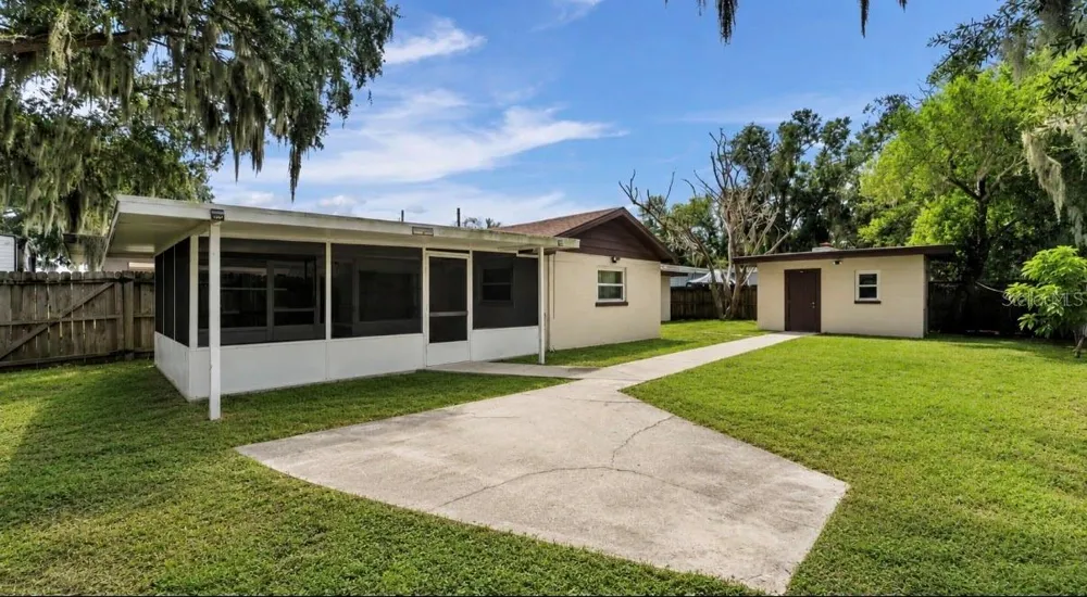 695 22ND ST NW Winter Haven, FL 33880