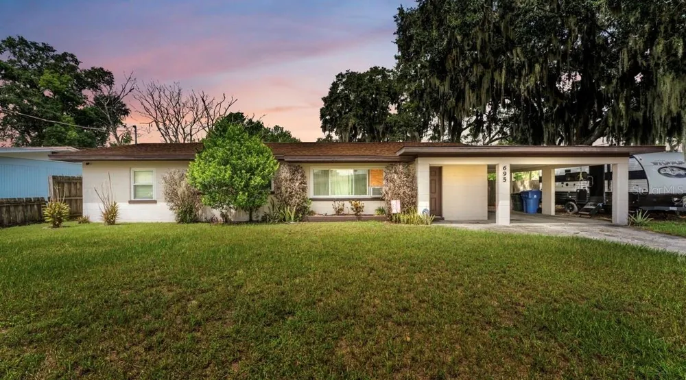 695 22ND ST NW Winter Haven, FL 33880