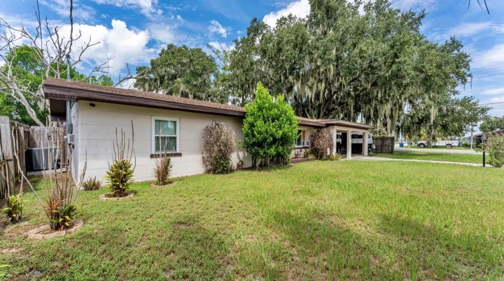 695 22ND ST NW Winter Haven, FL 33880