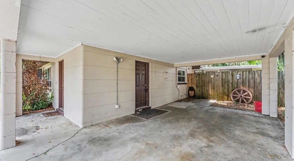 695 22ND ST NW Winter Haven, FL 33880