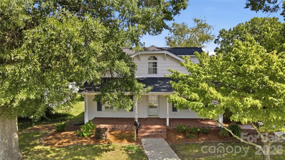 302 Ridge Avenue Kannapolis, NC 28083