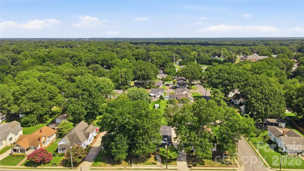 302 Ridge Avenue Kannapolis, NC 28083
