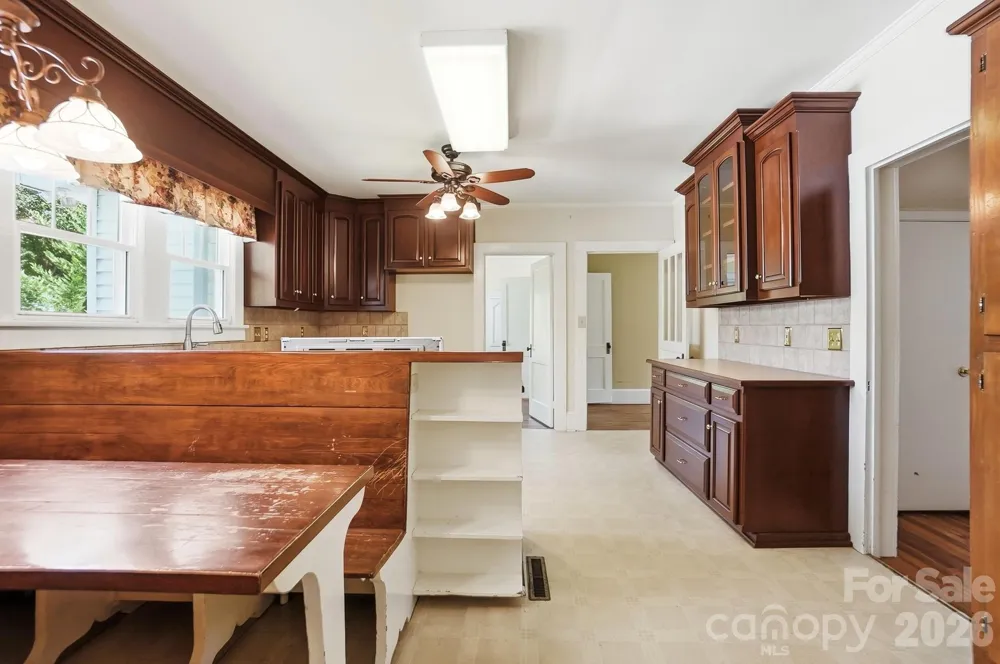 302 Ridge Avenue Kannapolis, NC 28083
