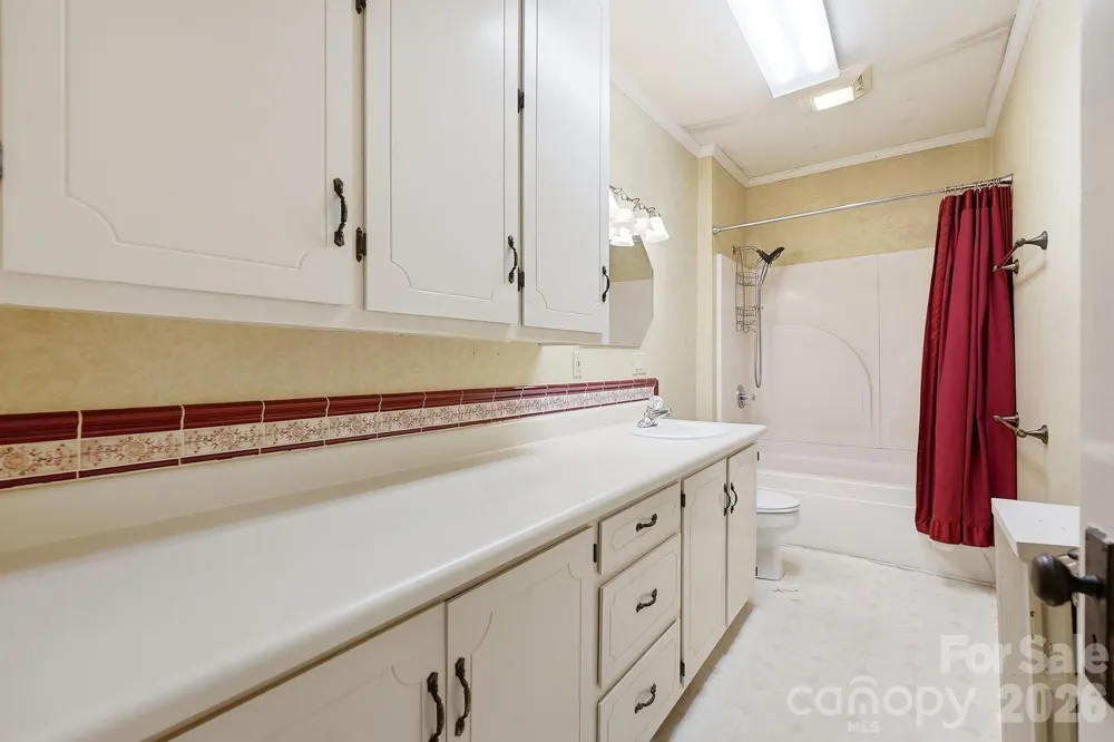 302 Ridge Avenue Kannapolis, NC 28083