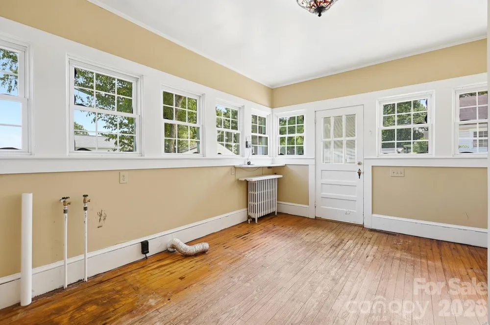 302 Ridge Avenue Kannapolis, NC 28083