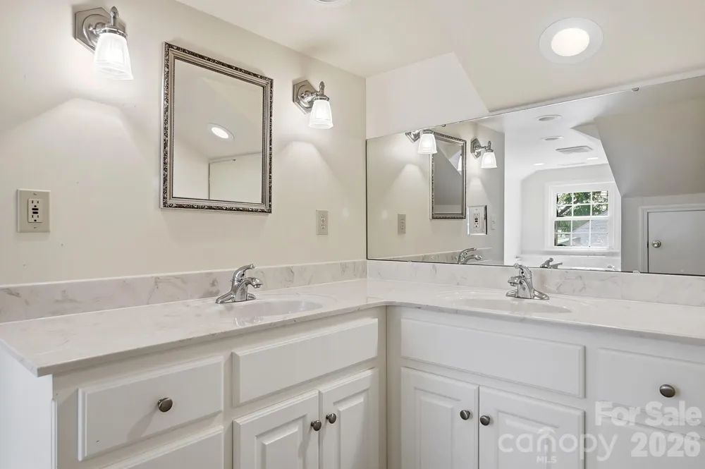 302 Ridge Avenue Kannapolis, NC 28083