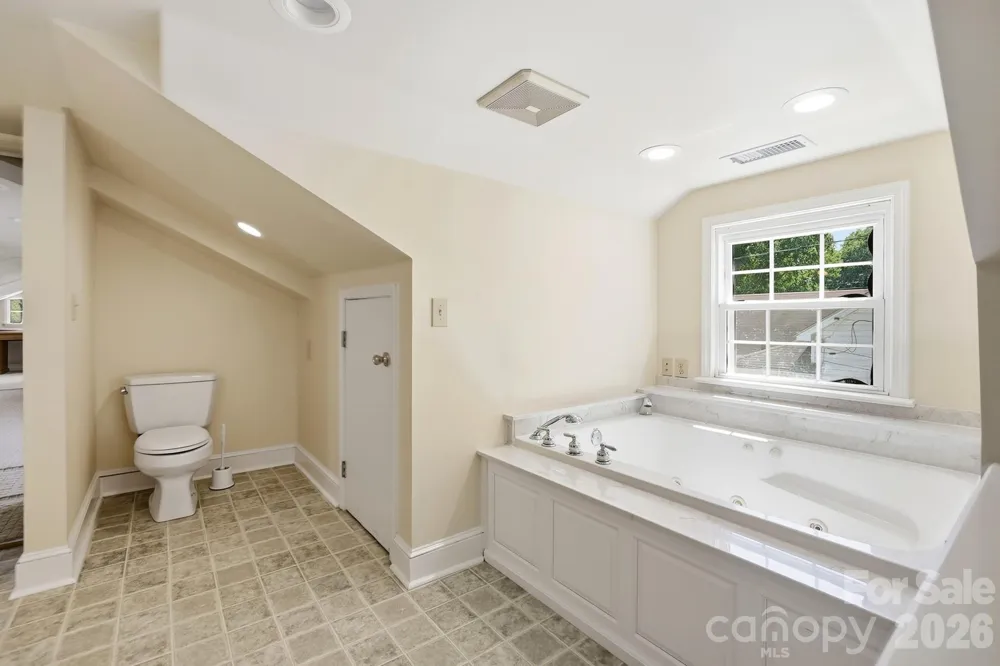 302 Ridge Avenue Kannapolis, NC 28083