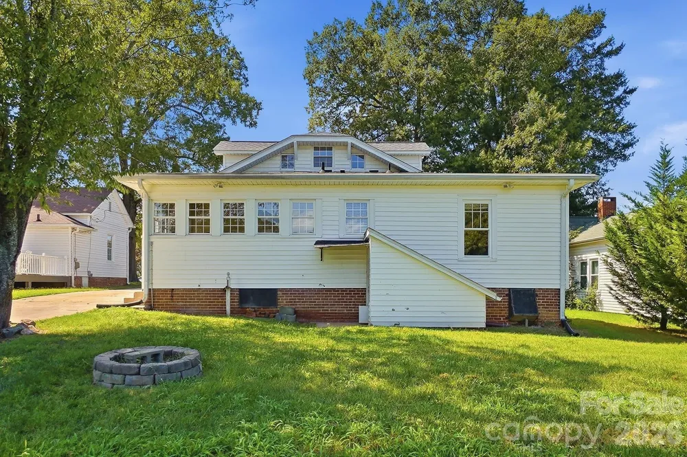 302 Ridge Avenue Kannapolis, NC 28083