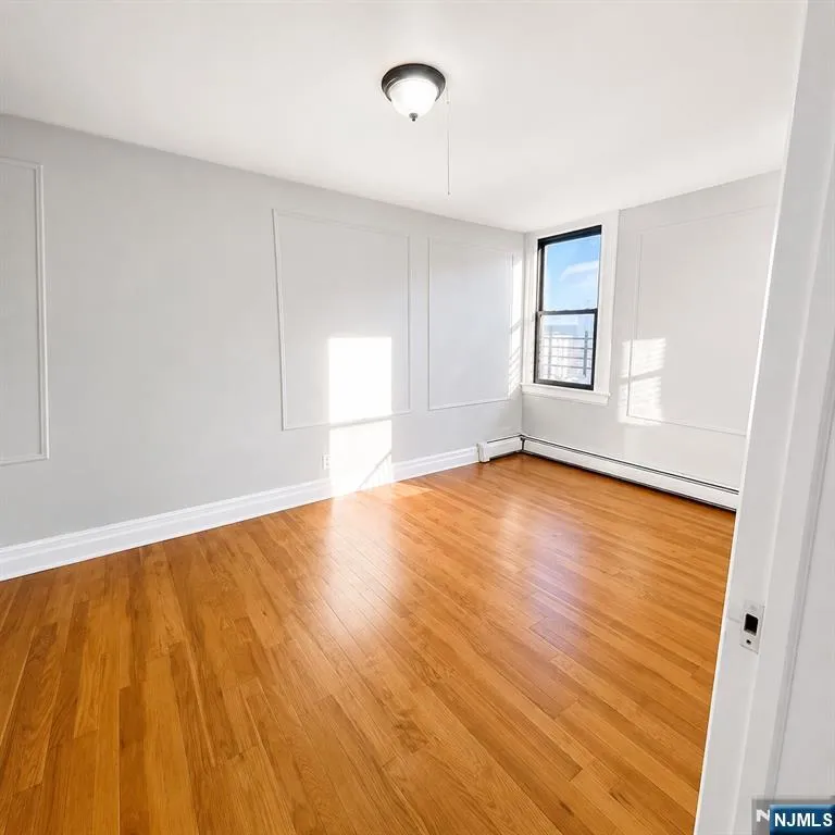 840 Mount Prospect Avenue 3 Newark, NJ 07104
