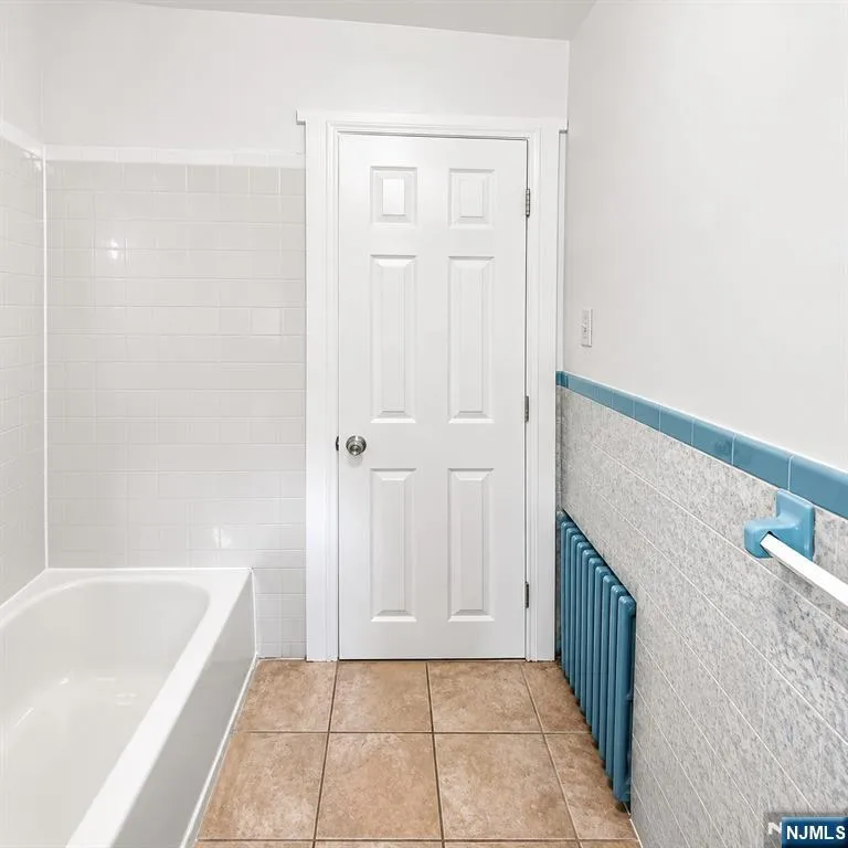840 Mount Prospect Avenue 3 Newark, NJ 07104