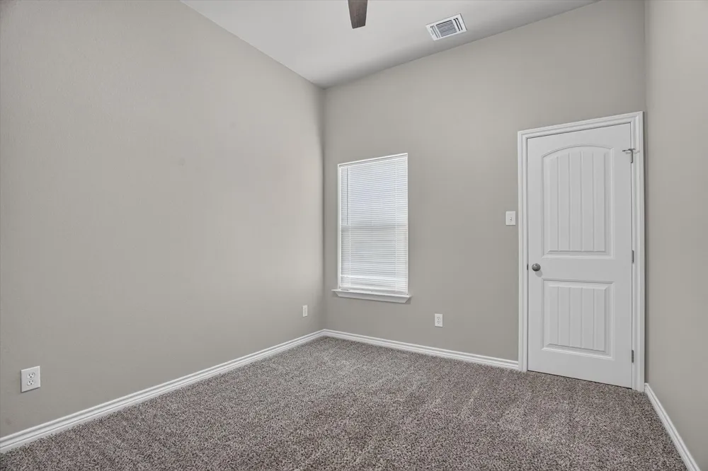 2706 San Gabriel Drive Granbury, TX 76048