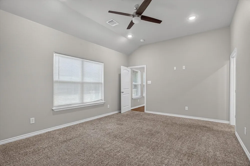 2706 San Gabriel Drive Granbury, TX 76048