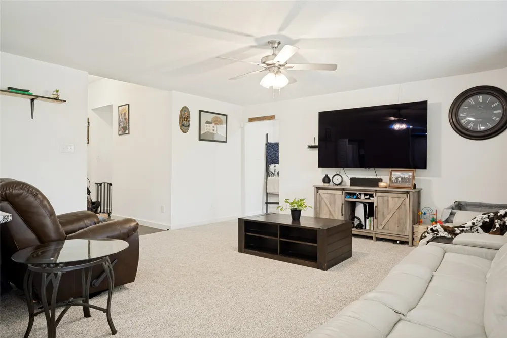 722 Haynie Drive Runaway Bay, TX 76426