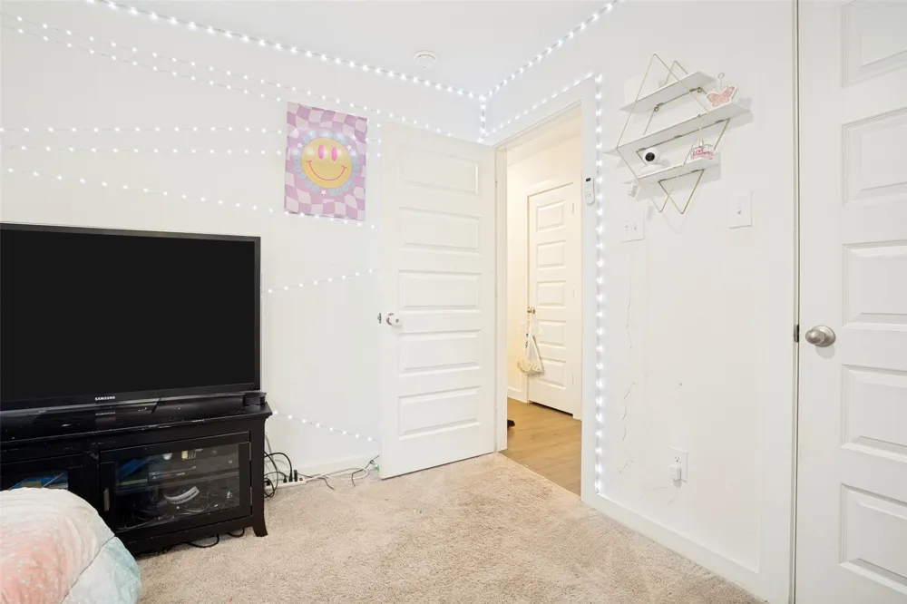 722 Haynie Drive Runaway Bay, TX 76426