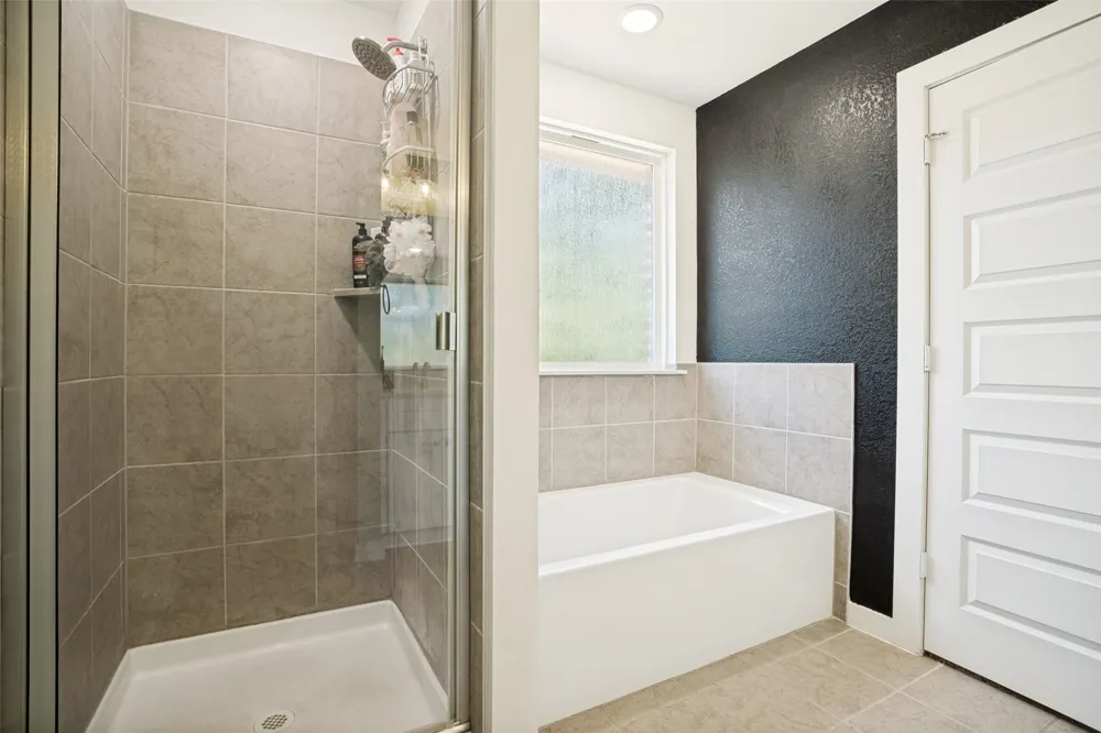 722 Haynie Drive Runaway Bay, TX 76426