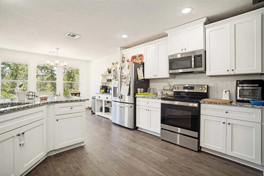 722 Haynie Drive Runaway Bay, TX 76426
