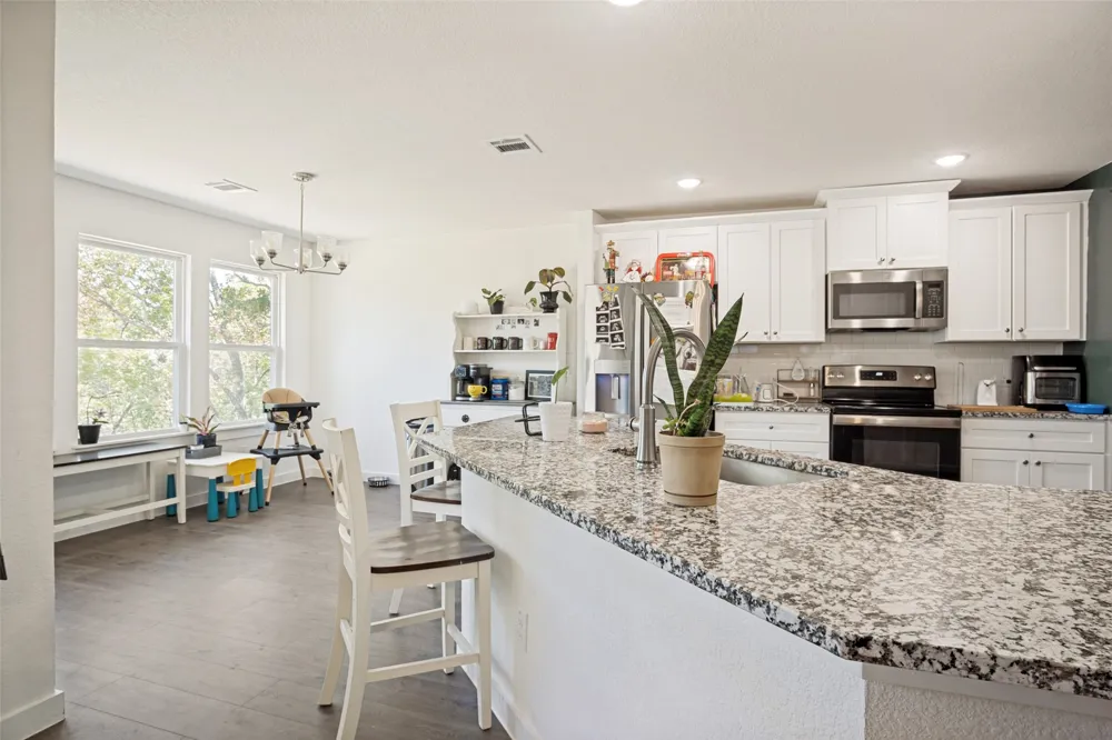 722 Haynie Drive Runaway Bay, TX 76426