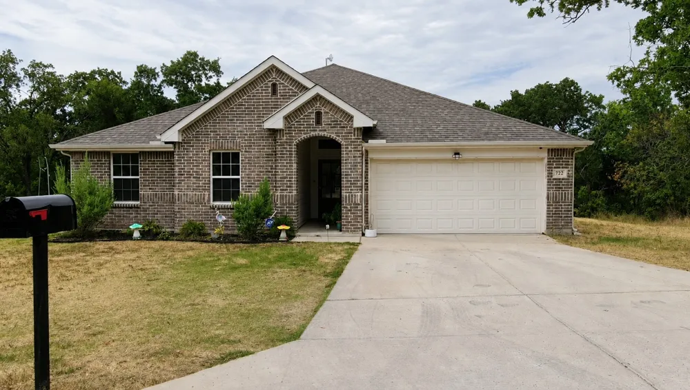 722 Haynie Drive Runaway Bay, TX 76426