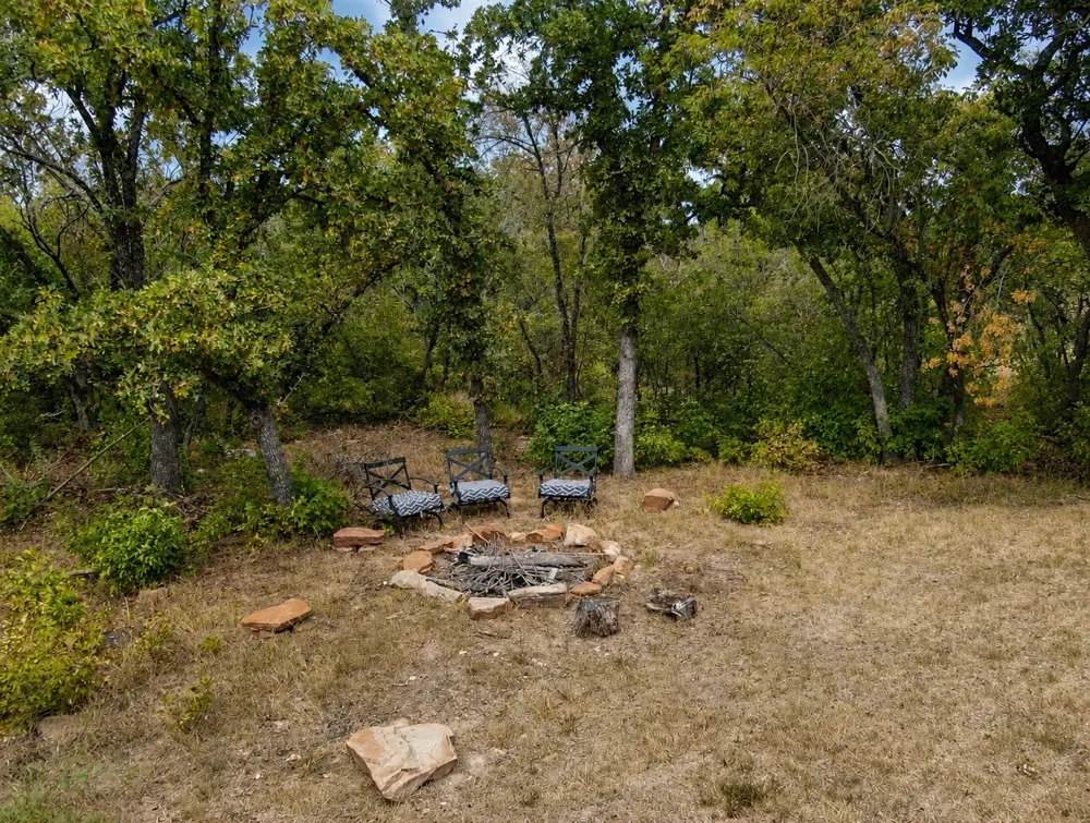 722 Haynie Drive Runaway Bay, TX 76426