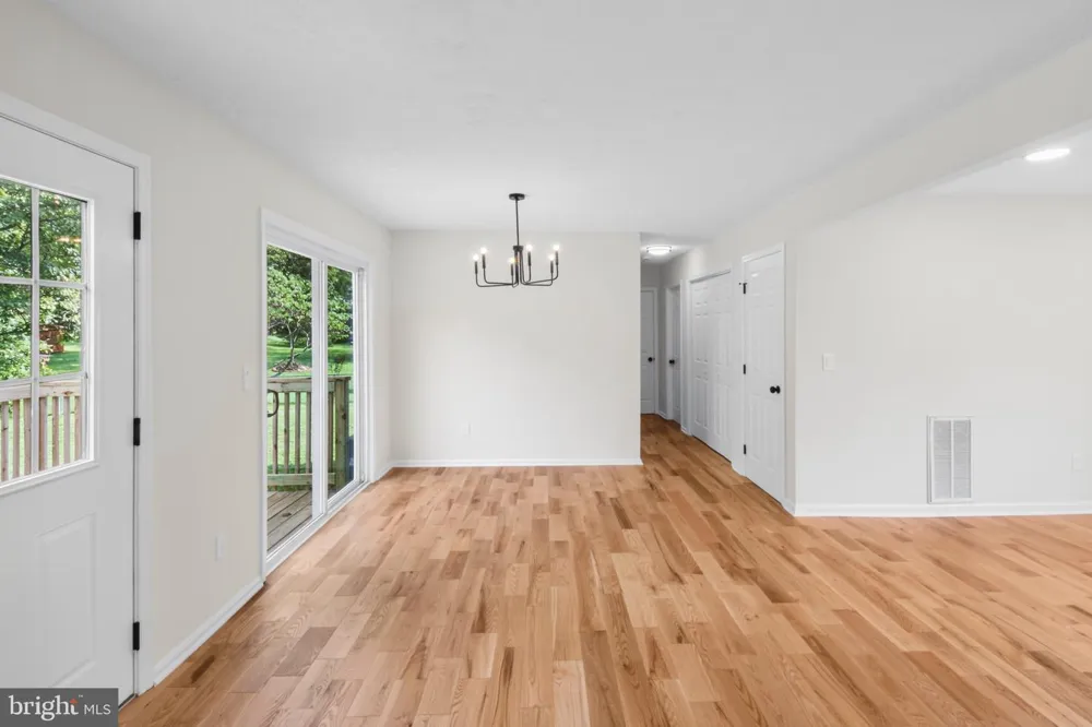 7130 ALLEGHANY STREET Warrenton, VA 20187
