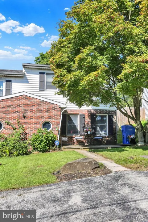 202 GREEN STREET