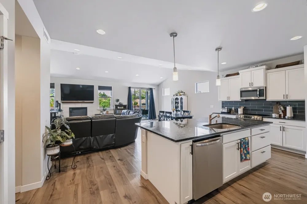 4108 NE Edwards Drive Moses Lake, WA 98837
