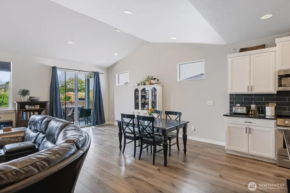 4108 NE Edwards Drive Moses Lake, WA 98837