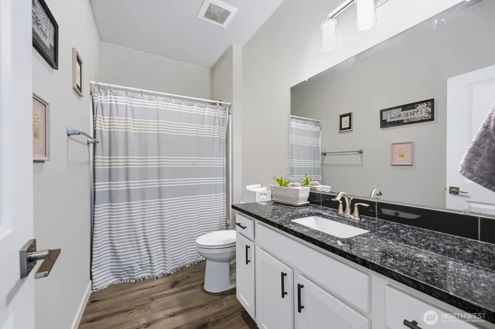 4108 NE Edwards Drive Moses Lake, WA 98837