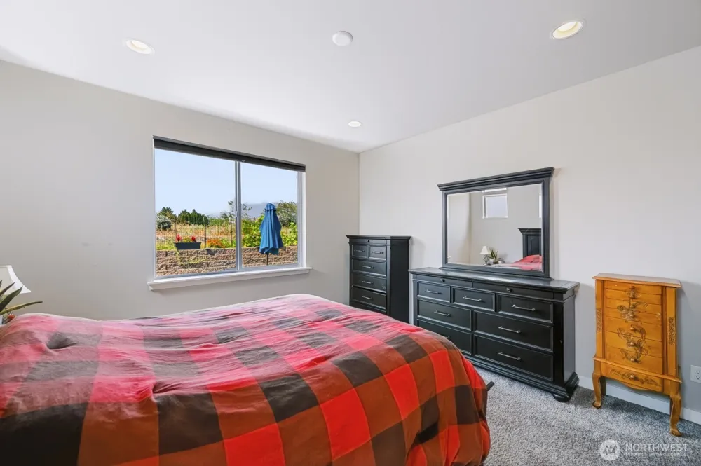 4108 NE Edwards Drive Moses Lake, WA 98837