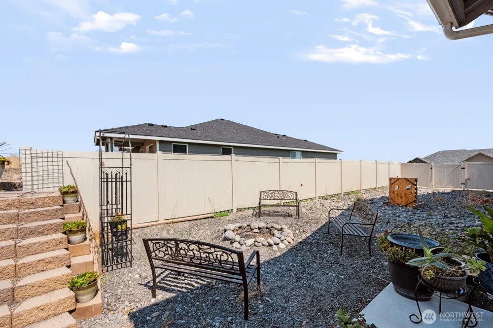 4108 NE Edwards Drive Moses Lake, WA 98837