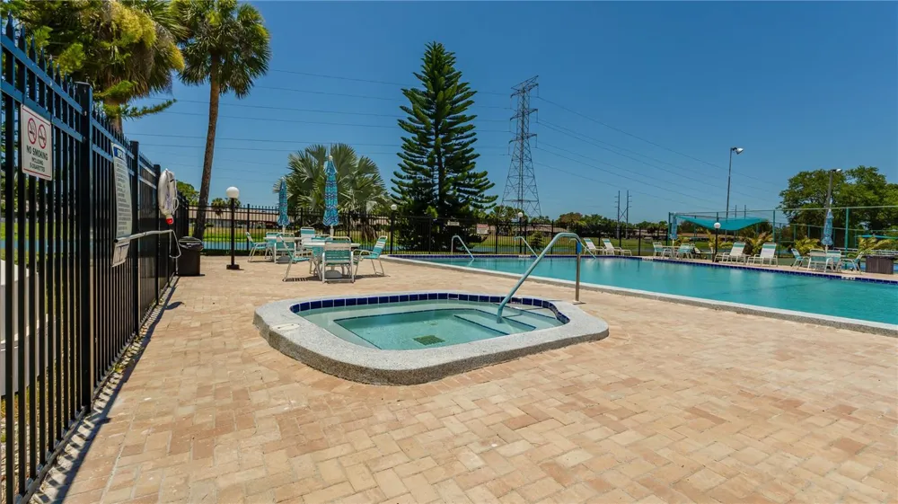 1219 16TH CIRCLE SE #1219 Largo, FL 33771