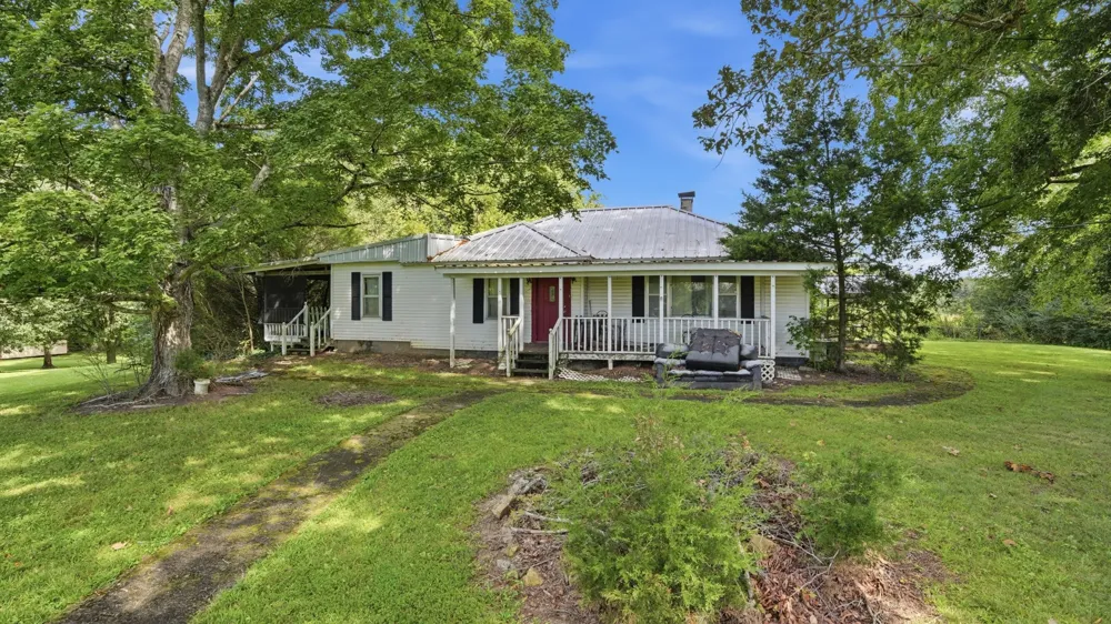 7334 Lynchburg Rd Winchester, TN 37398