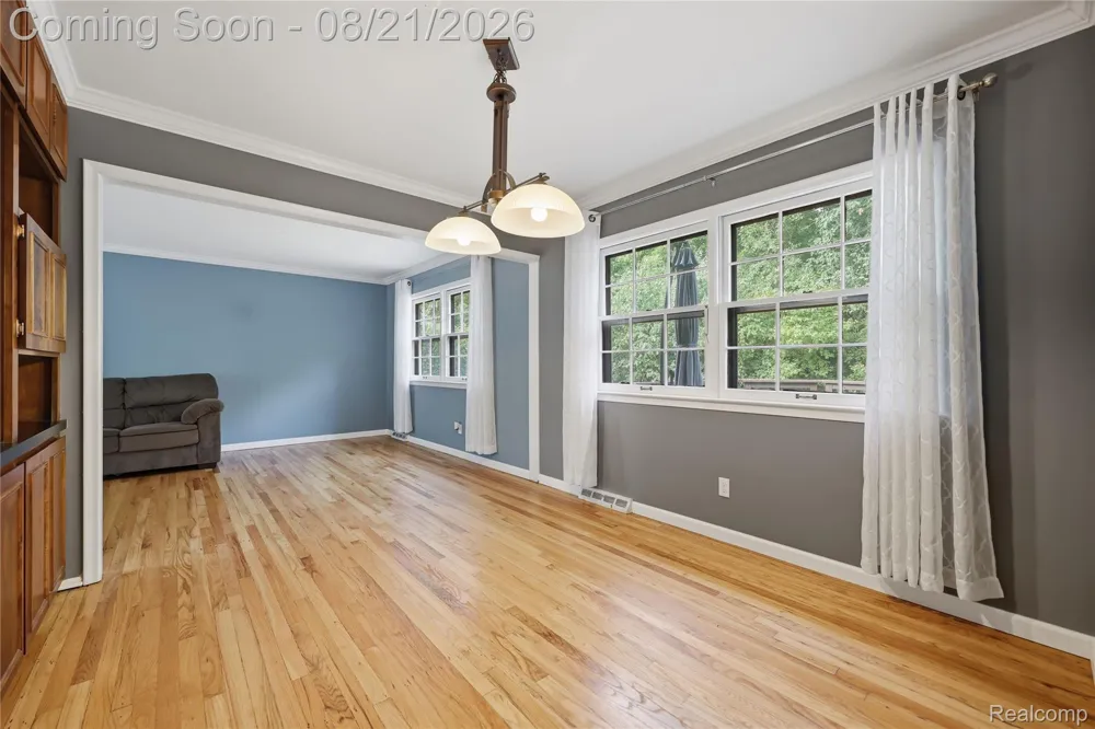 25055 Arden Park Drive Farmington Hills City, MI 48336