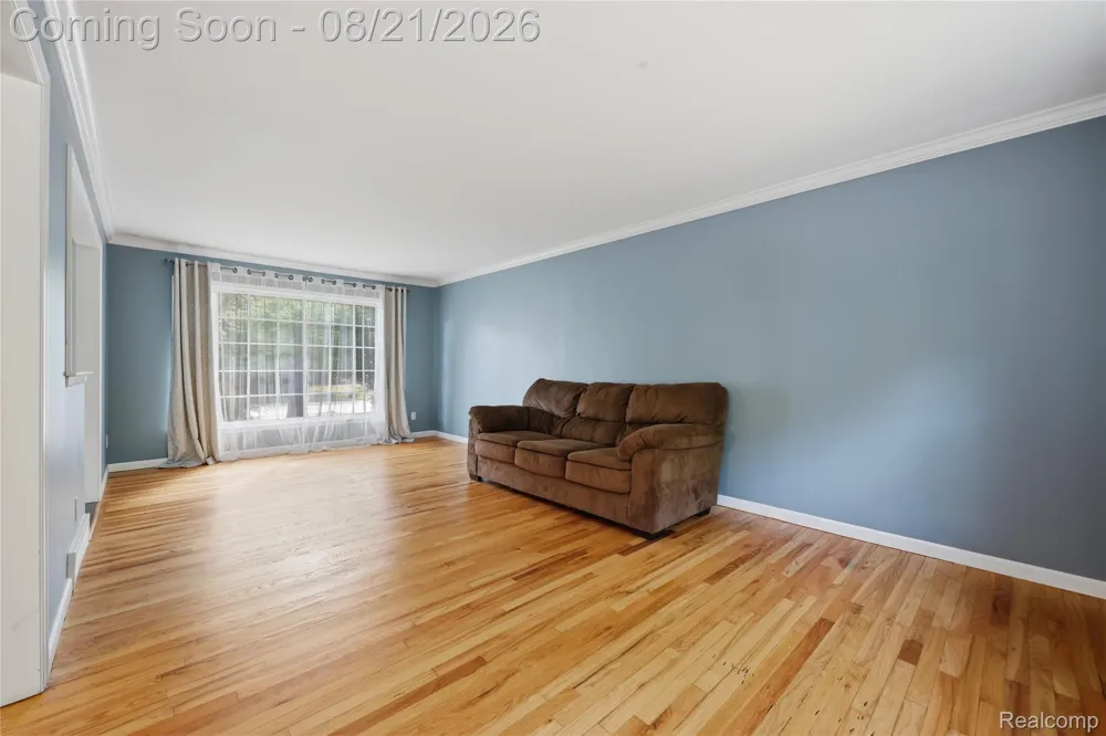 25055 Arden Park Drive Farmington Hills City, MI 48336