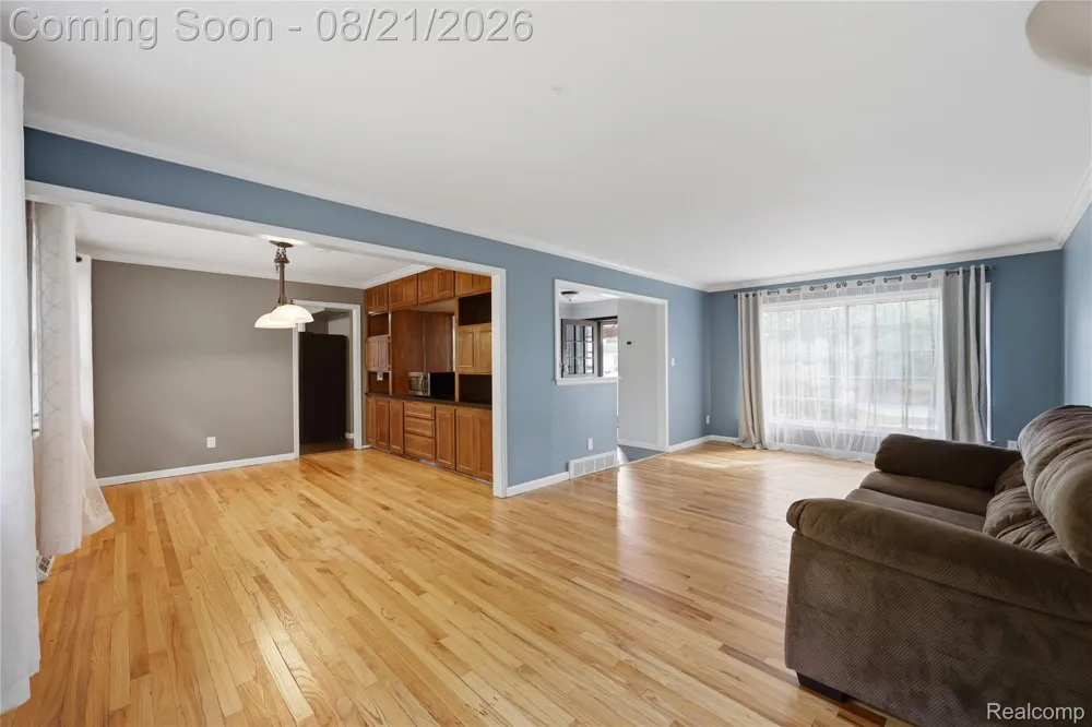 25055 Arden Park Drive Farmington Hills City, MI 48336