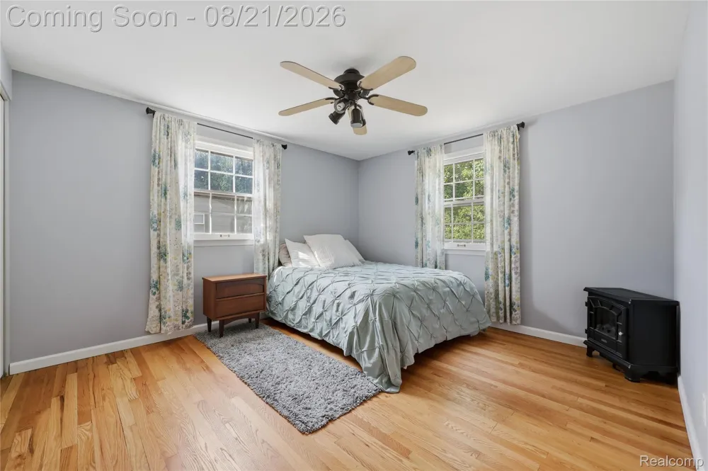 25055 Arden Park Drive Farmington Hills City, MI 48336
