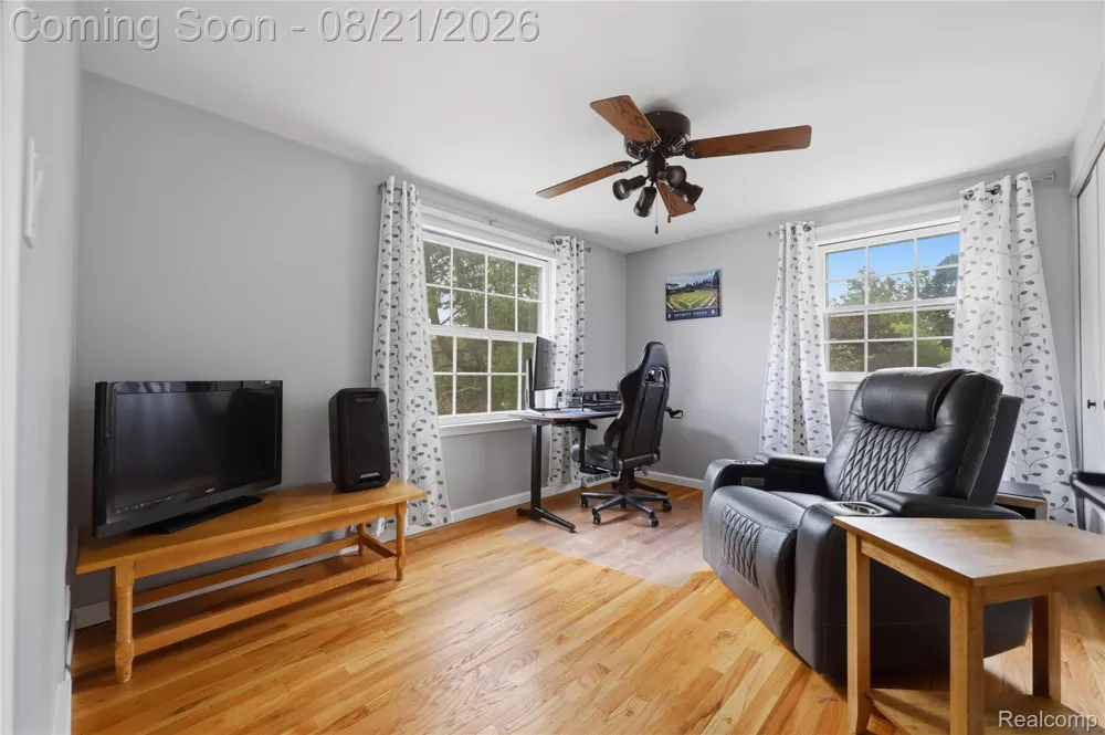 25055 Arden Park Drive Farmington Hills City, MI 48336