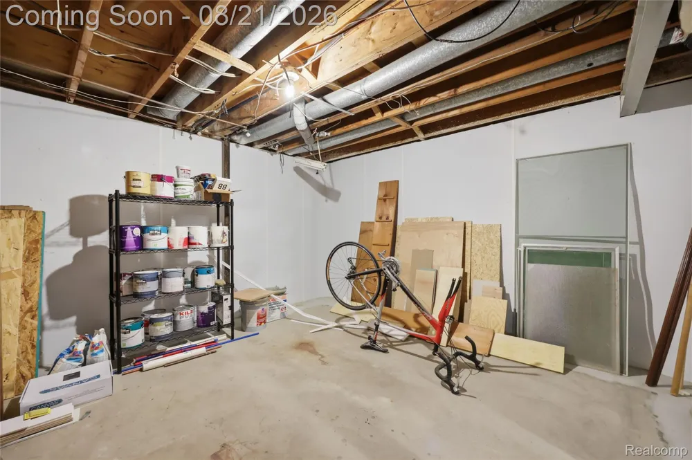 25055 Arden Park Drive Farmington Hills City, MI 48336