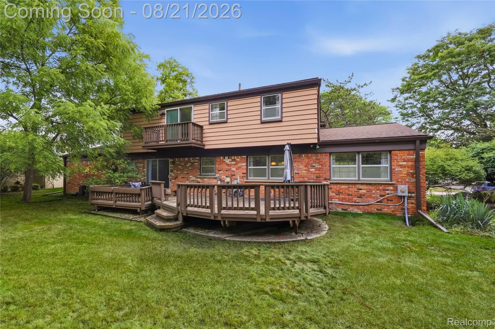 25055 Arden Park Drive Farmington Hills City, MI 48336